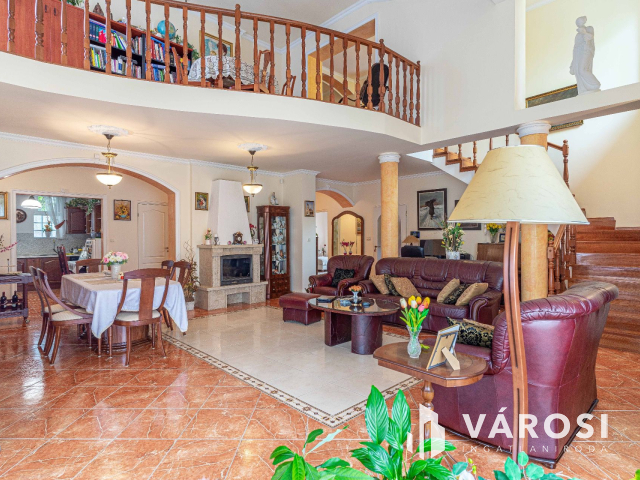 Presztizs tökéletes udvarral Újszegeden