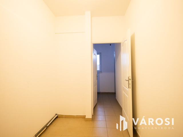 Eladó üzlethelyiség a legjobb helyen