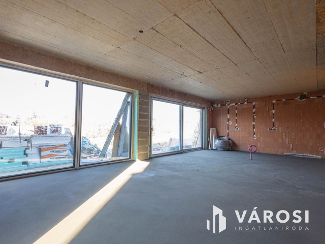 Minden igényt kielégítő újépítésű családi ház 2