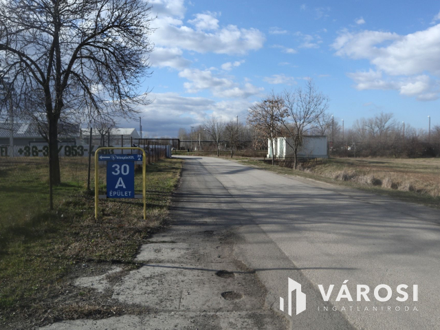 Összközműves ipari ingatlan, a Jura ipari parkban!