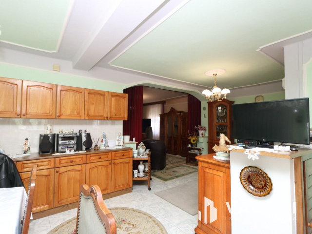 Két generációs gazdálkodásra alkalmas tanya