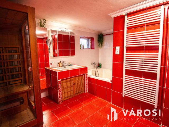 Tágas, kényelmes otthon Szeged-Kiskundorozsmán!