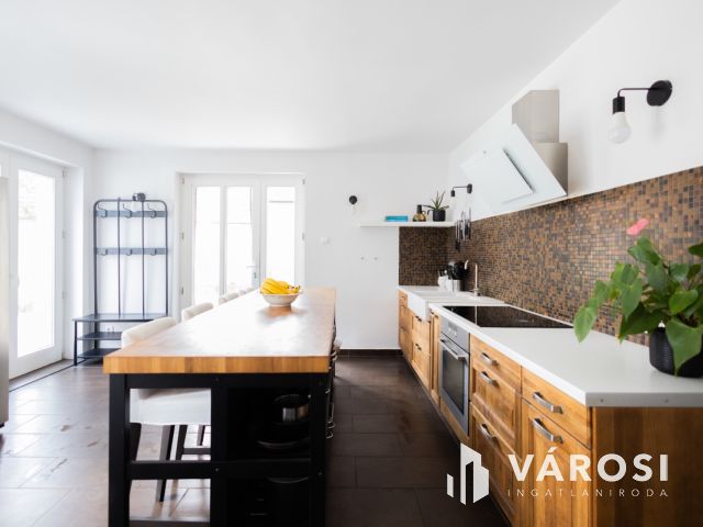 Tökéletes családi ház lakásbeszámítással a Fürdőövezetben