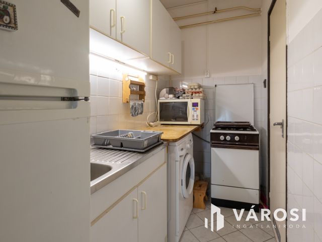 Kétgenerációs 6 szobás családi ház Szőregen