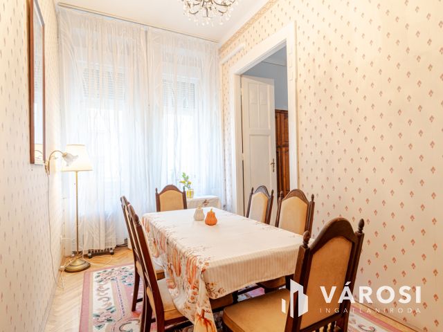 Polgári elegancia, modern kényelem – 1 perc az Anna-kúttól