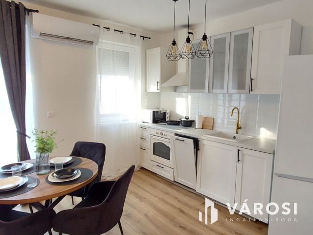 Vadiúj csinos apartmanok kiadók családi házas környezetben