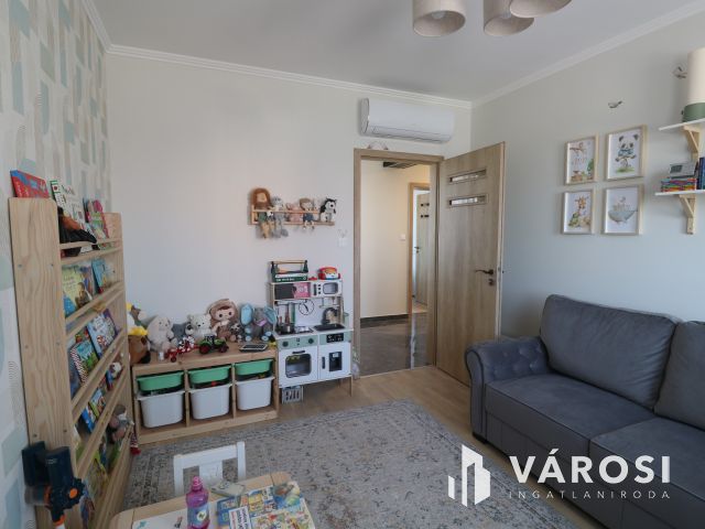 Modern családias otthon Mórahalmon.