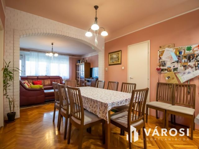 Tágas családi fészek Lovasberényben - 5 szoba, 3 fürdőszoba!