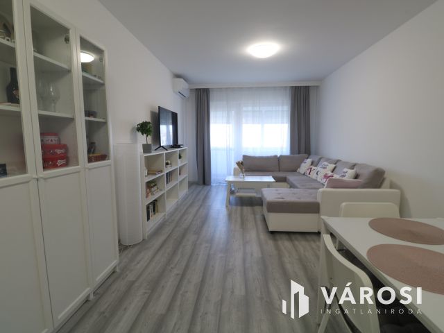 Etelka sori csodaszép lakás.