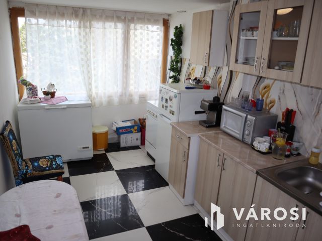 2 lakásos családi ház Siófok csendes részén eladó